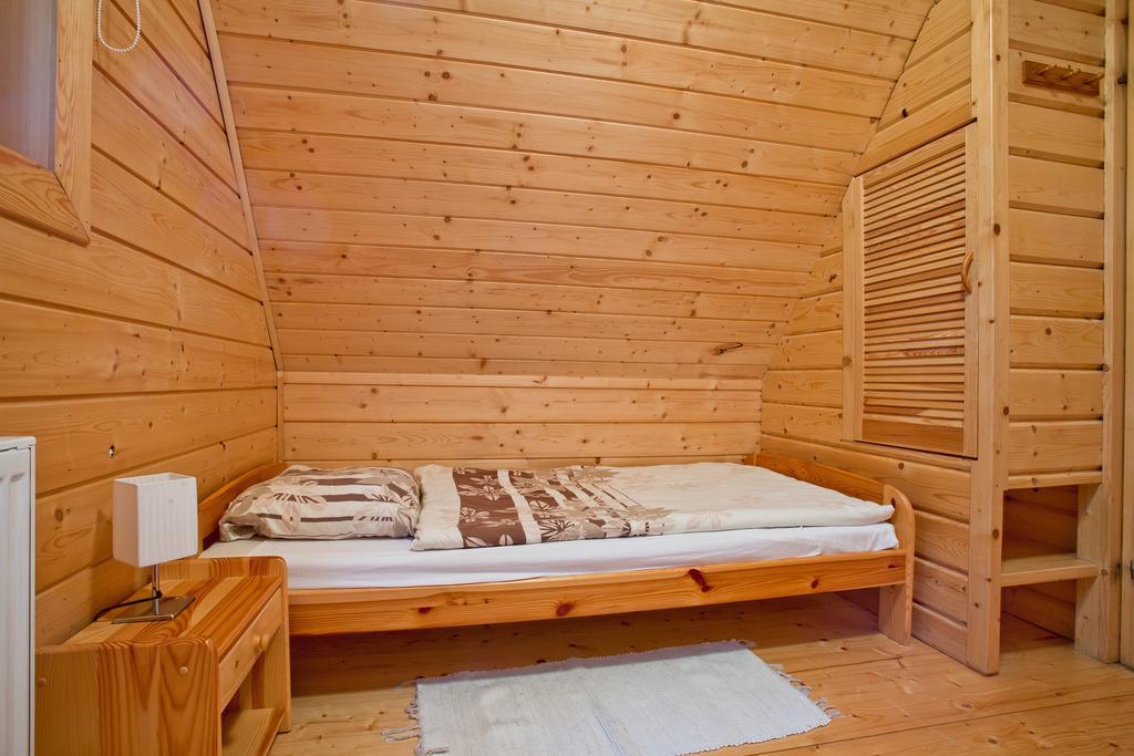 Domek Z Kominkiem W Krynicy Villa Криница-Здруй Екстериор снимка